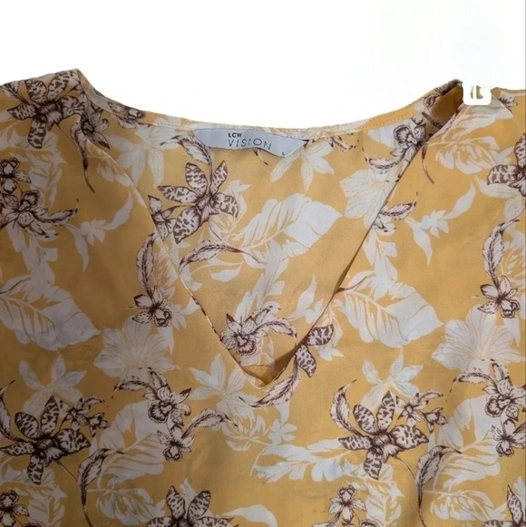 Low Vision short sleeve yellow blouse floral crew neck women’s SZ Large. - Picture 2 of 4